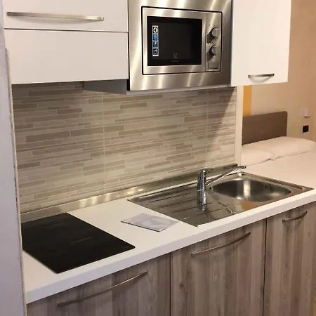 Apartment In Palmi/kalabrien 21007